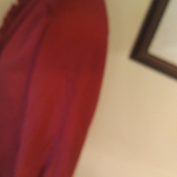 🎄10/$10    Red Ruffled 3/4 Sleeve Blouse S - Picture 7 of 7